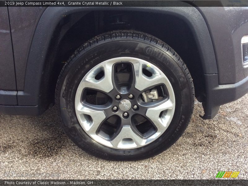 Granite Crystal Metallic / Black 2019 Jeep Compass Limited 4x4