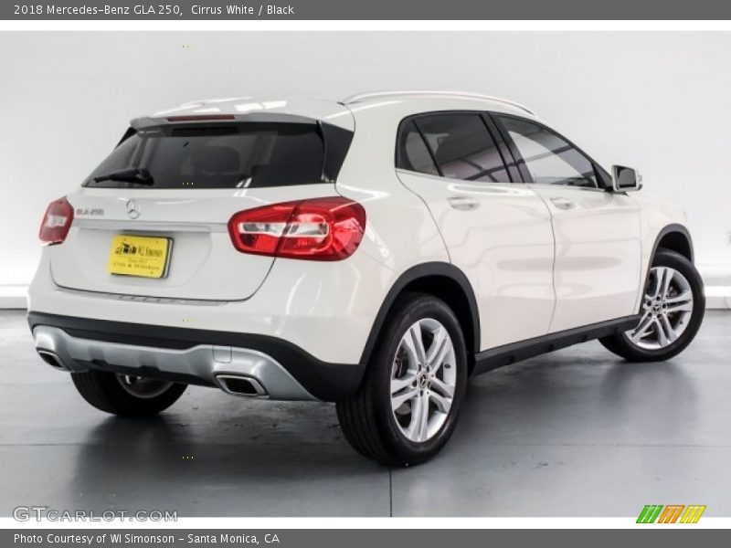 Cirrus White / Black 2018 Mercedes-Benz GLA 250