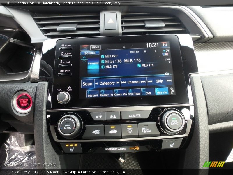 Modern Steel Metallic / Black/Ivory 2019 Honda Civic EX Hatchback