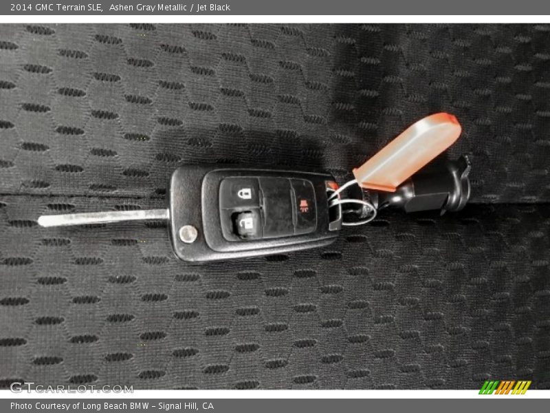 Ashen Gray Metallic / Jet Black 2014 GMC Terrain SLE