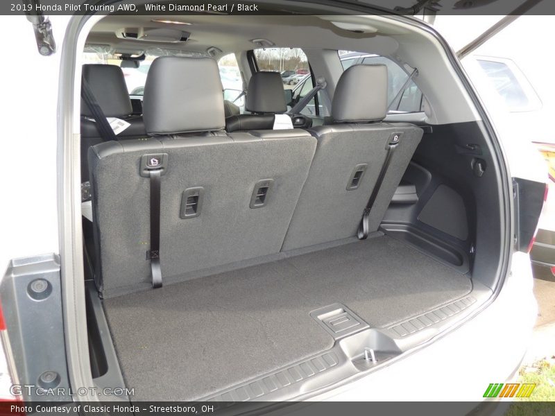 White Diamond Pearl / Black 2019 Honda Pilot Touring AWD