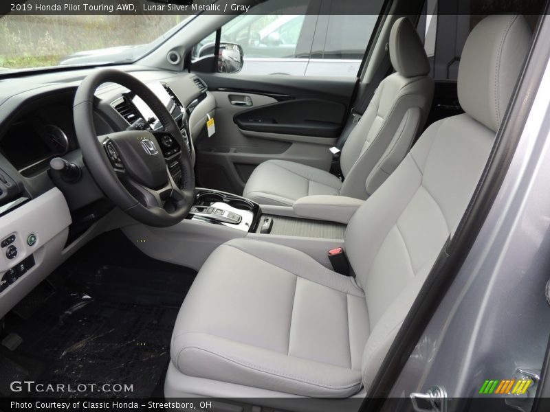 Lunar Silver Metallic / Gray 2019 Honda Pilot Touring AWD