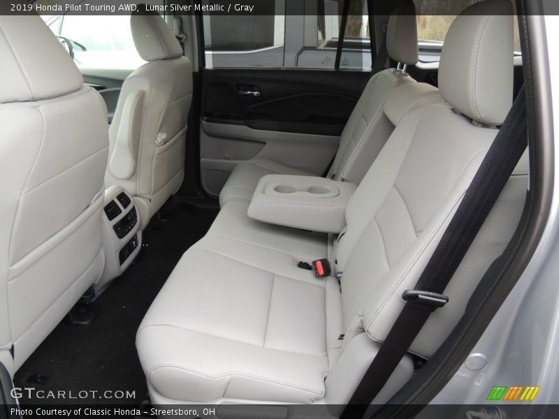 Lunar Silver Metallic / Gray 2019 Honda Pilot Touring AWD