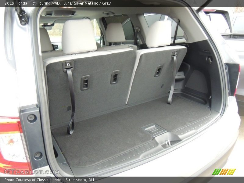 Lunar Silver Metallic / Gray 2019 Honda Pilot Touring AWD