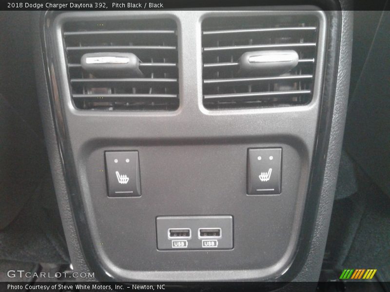 Pitch Black / Black 2018 Dodge Charger Daytona 392