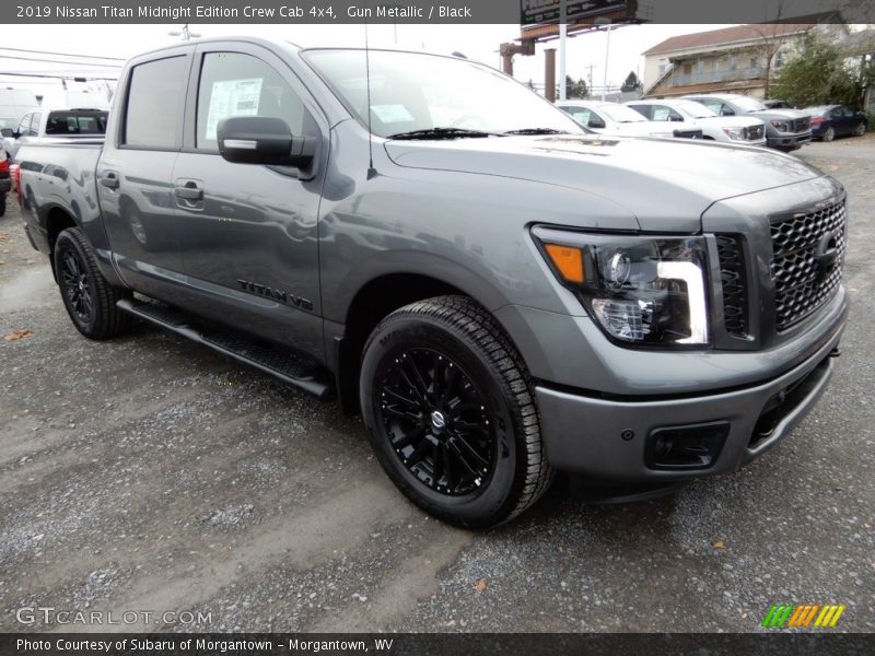 Front 3/4 View of 2019 Titan Midnight Edition Crew Cab 4x4