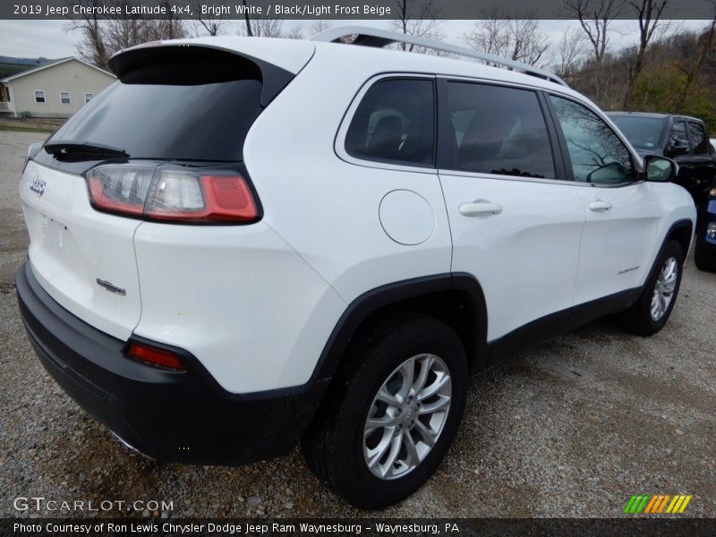 Bright White / Black/Light Frost Beige 2019 Jeep Cherokee Latitude 4x4