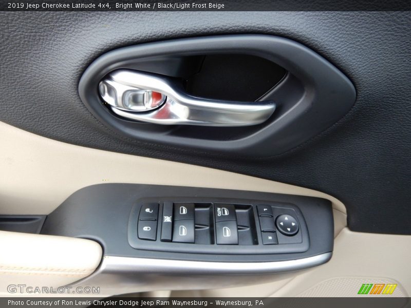 Bright White / Black/Light Frost Beige 2019 Jeep Cherokee Latitude 4x4