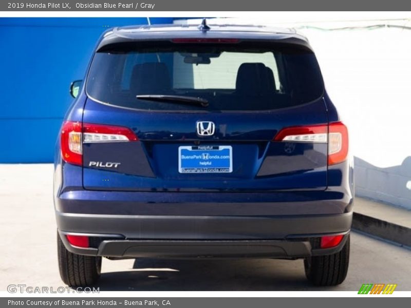 Obsidian Blue Pearl / Gray 2019 Honda Pilot LX