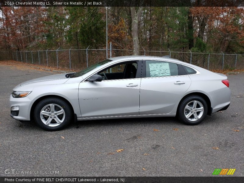 Silver Ice Metallic / Jet Black 2019 Chevrolet Malibu LS