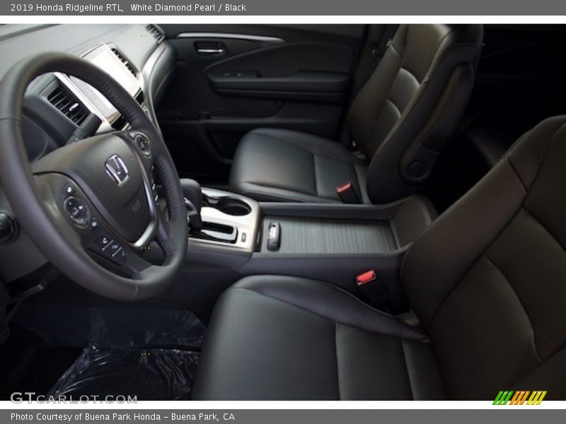 White Diamond Pearl / Black 2019 Honda Ridgeline RTL