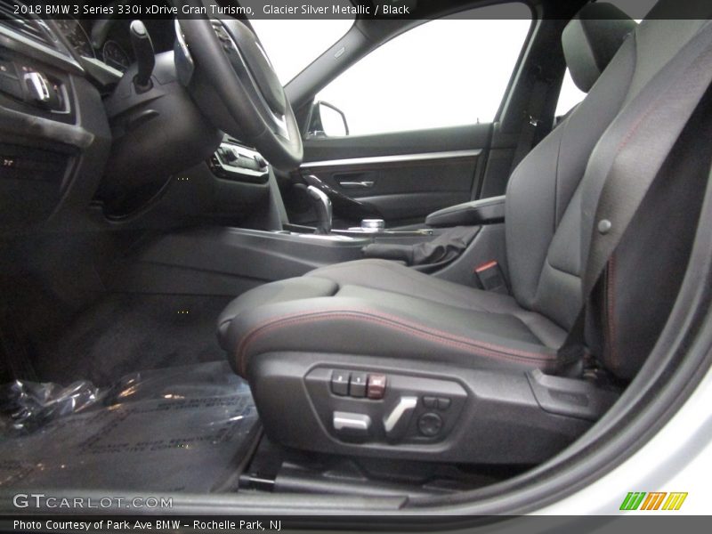 Glacier Silver Metallic / Black 2018 BMW 3 Series 330i xDrive Gran Turismo