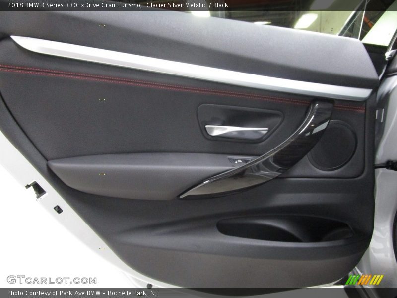 Glacier Silver Metallic / Black 2018 BMW 3 Series 330i xDrive Gran Turismo