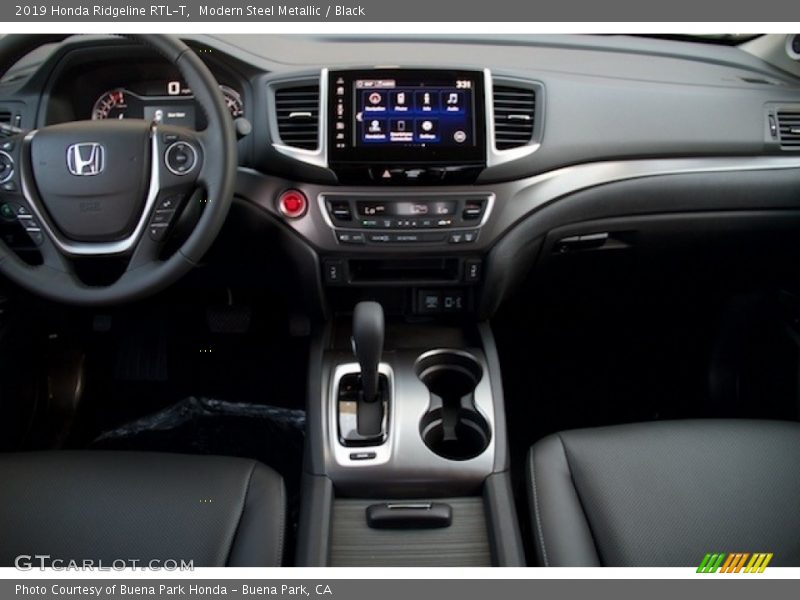 Modern Steel Metallic / Black 2019 Honda Ridgeline RTL-T