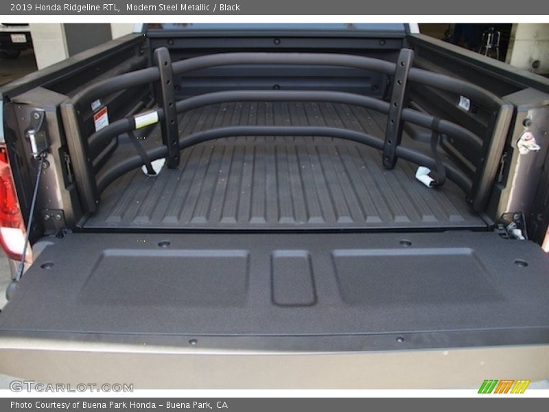 Modern Steel Metallic / Black 2019 Honda Ridgeline RTL