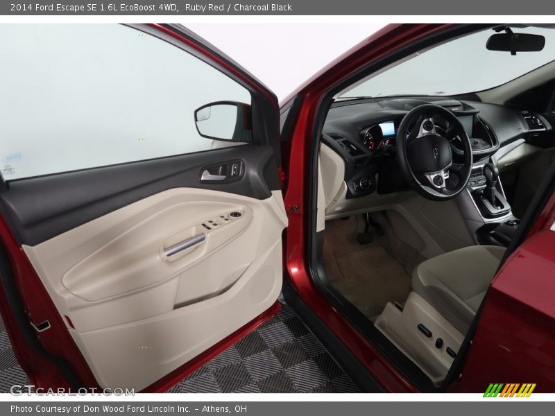 Ruby Red / Charcoal Black 2014 Ford Escape SE 1.6L EcoBoost 4WD