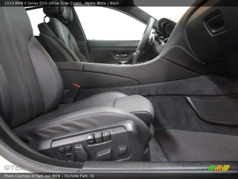 Front Seat of 2019 6 Series 650i xDrive Gran Coupe