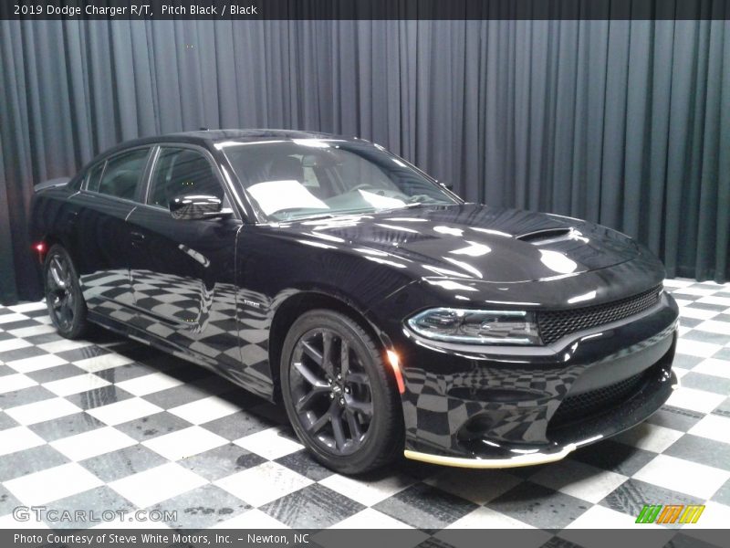 Pitch Black / Black 2019 Dodge Charger R/T