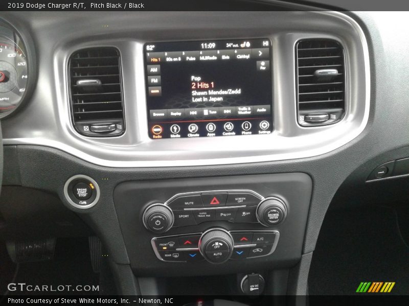 Pitch Black / Black 2019 Dodge Charger R/T