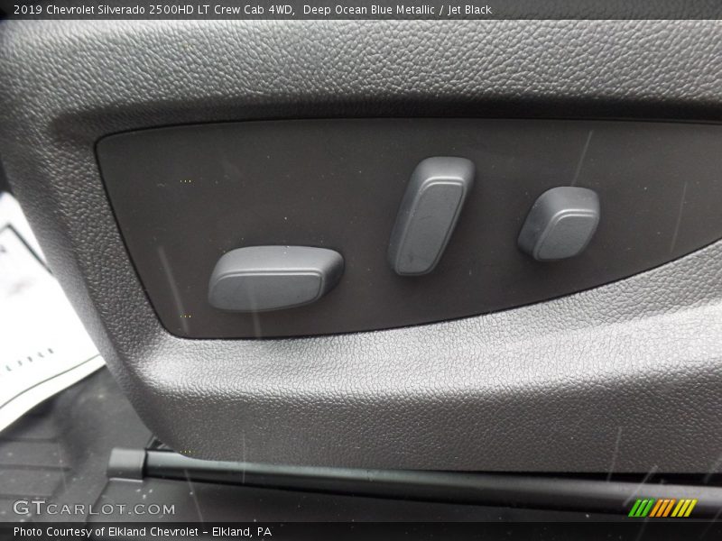 Deep Ocean Blue Metallic / Jet Black 2019 Chevrolet Silverado 2500HD LT Crew Cab 4WD