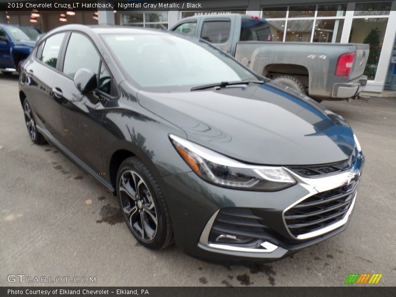 Nightfall Gray Metallic / Black 2019 Chevrolet Cruze LT Hatchback