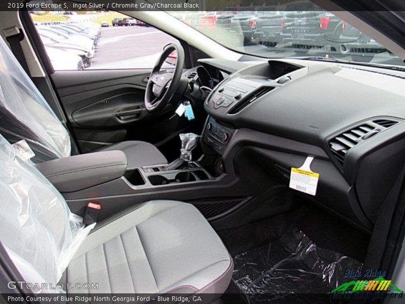 Ingot Silver / Chromite Gray/Charcoal Black 2019 Ford Escape S