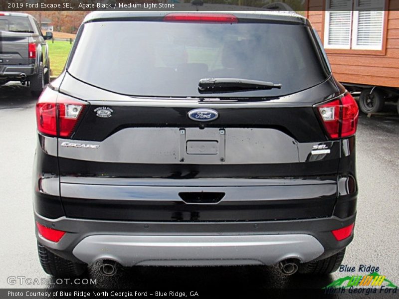 Agate Black / Medium Light Stone 2019 Ford Escape SEL