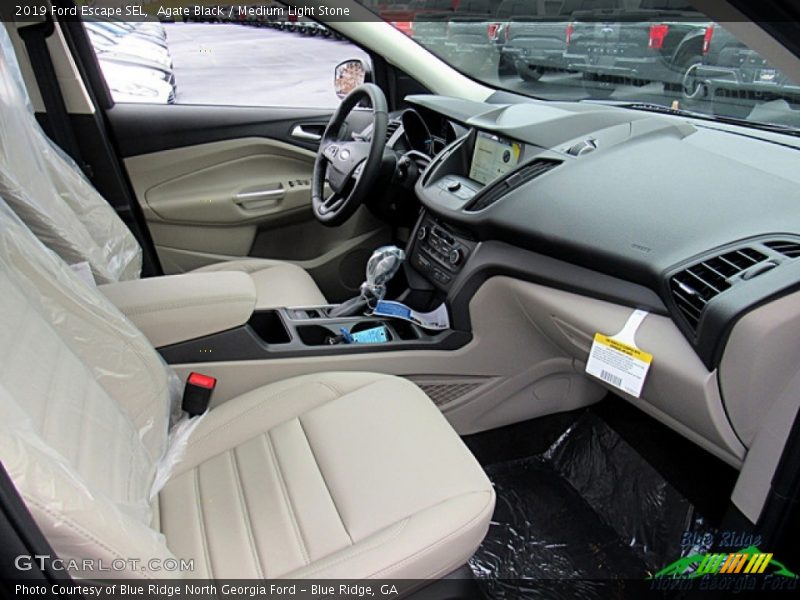 Agate Black / Medium Light Stone 2019 Ford Escape SEL