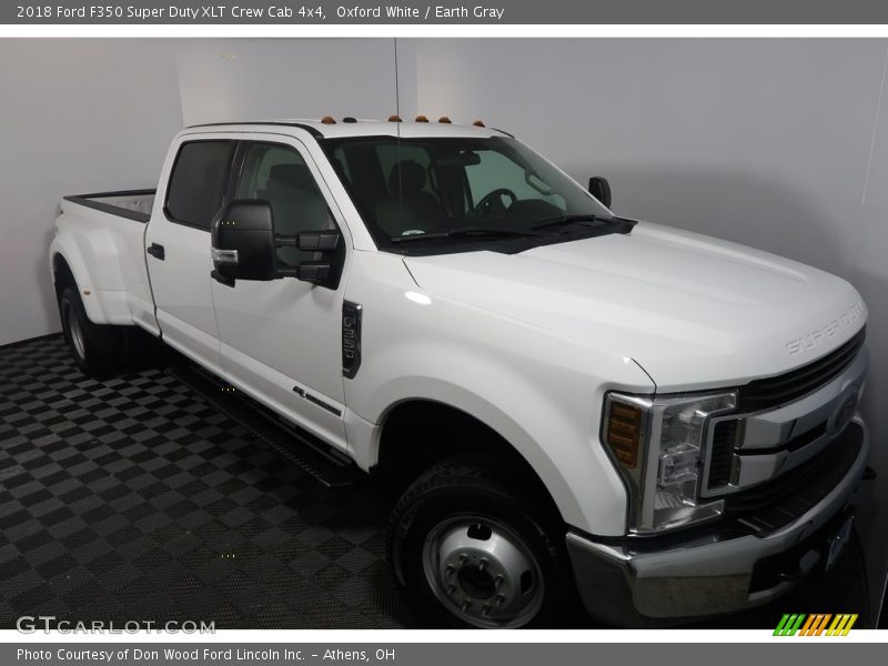 Oxford White / Earth Gray 2018 Ford F350 Super Duty XLT Crew Cab 4x4