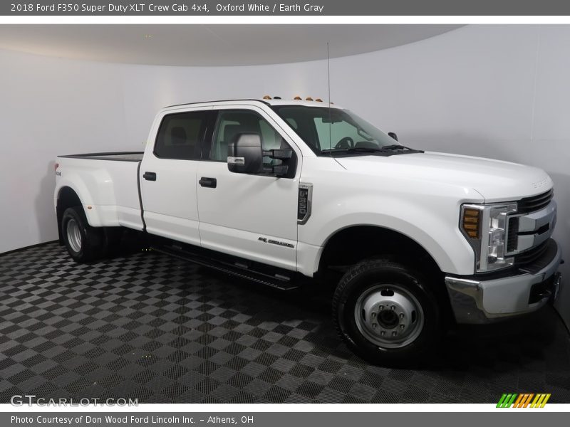 Oxford White / Earth Gray 2018 Ford F350 Super Duty XLT Crew Cab 4x4