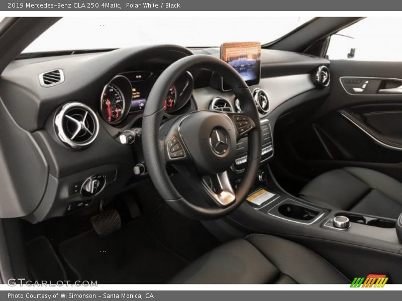 Polar White / Black 2019 Mercedes-Benz GLA 250 4Matic