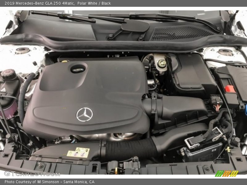 Polar White / Black 2019 Mercedes-Benz GLA 250 4Matic