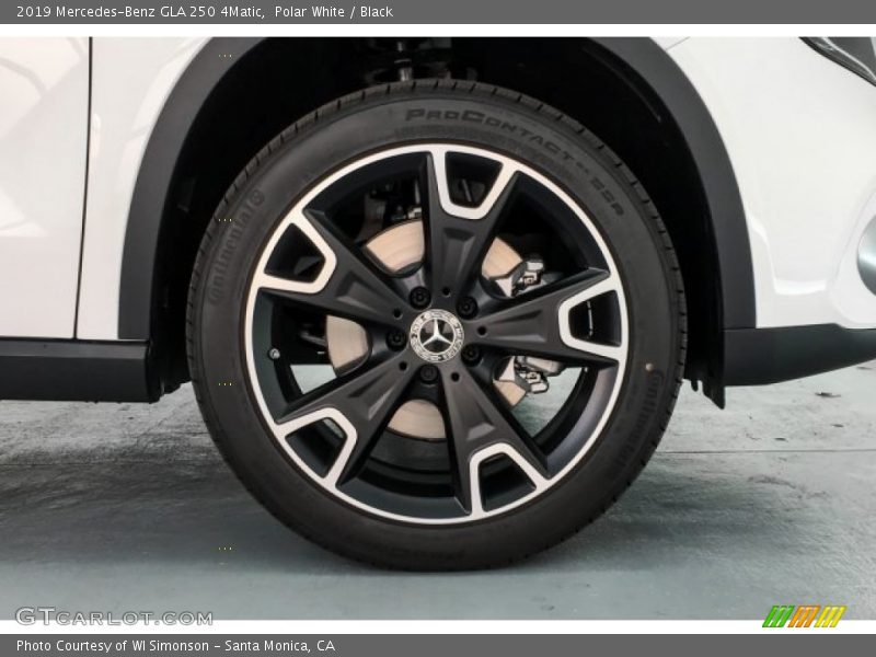 Polar White / Black 2019 Mercedes-Benz GLA 250 4Matic