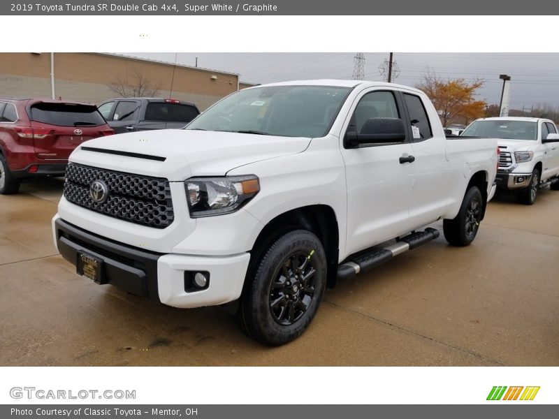 Super White / Graphite 2019 Toyota Tundra SR Double Cab 4x4