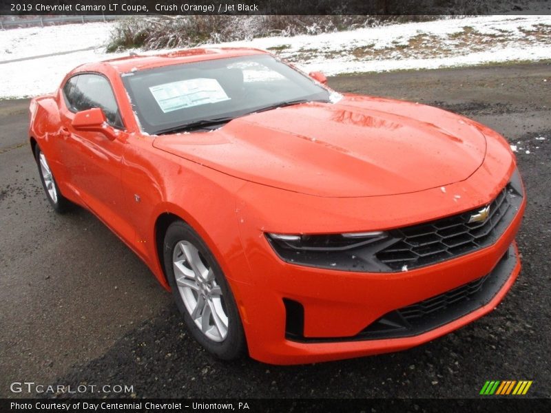 Front 3/4 View of 2019 Camaro LT Coupe