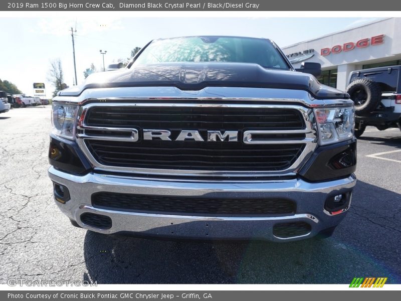 Diamond Black Crystal Pearl / Black/Diesel Gray 2019 Ram 1500 Big Horn Crew Cab