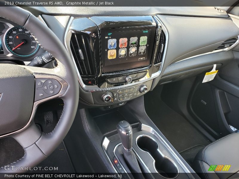 Graphite Metallic / Jet Black 2019 Chevrolet Traverse RS AWD