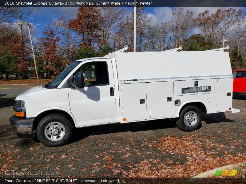 Summit White / Medium Pewter 2018 Chevrolet Express Cutaway 3500 Work Van