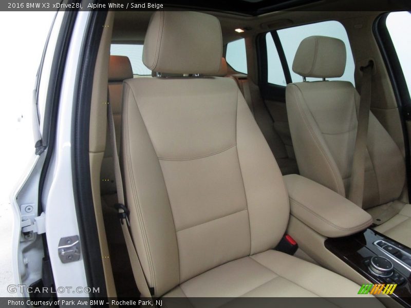 Alpine White / Sand Beige 2016 BMW X3 xDrive28i
