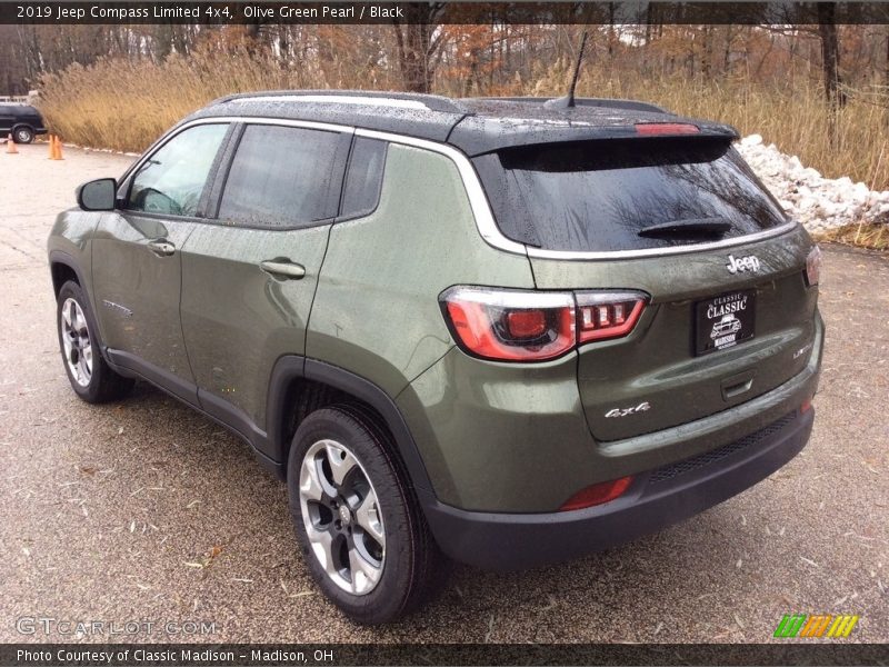 Olive Green Pearl / Black 2019 Jeep Compass Limited 4x4