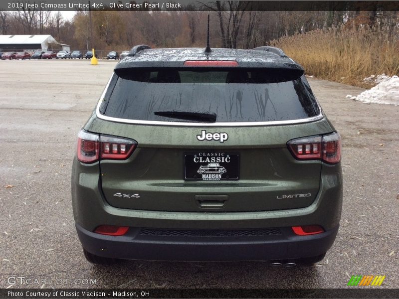 Olive Green Pearl / Black 2019 Jeep Compass Limited 4x4