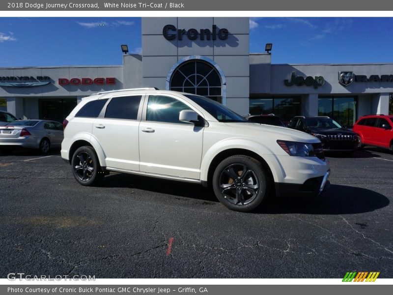 White Noise Tri-Coat / Black 2018 Dodge Journey Crossroad