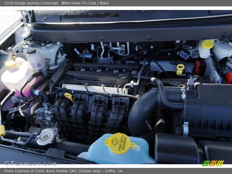 White Noise Tri-Coat / Black 2018 Dodge Journey Crossroad