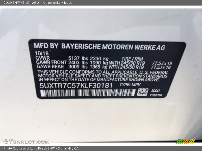 Alpine White / Black 2019 BMW X3 sDrive30i