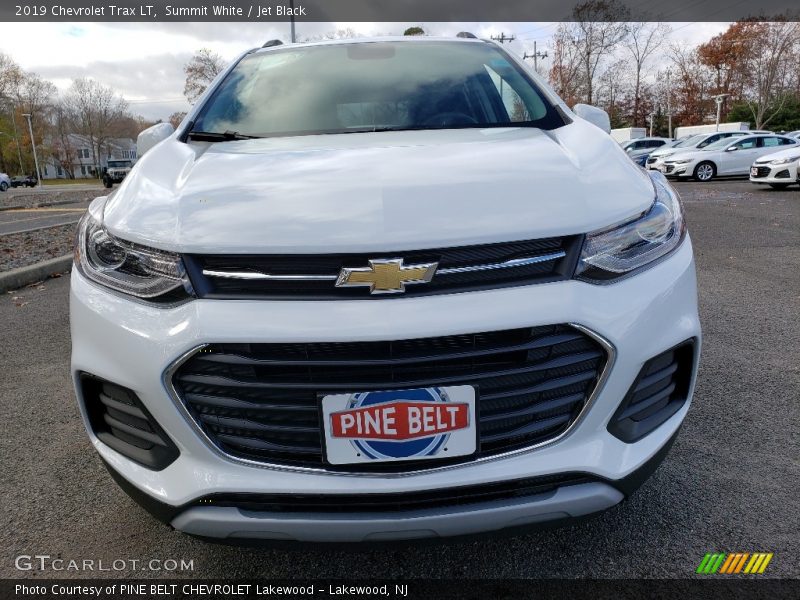 Summit White / Jet Black 2019 Chevrolet Trax LT