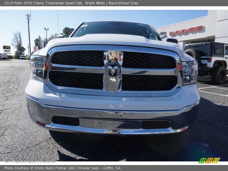 Bright White / Black/Diesel Gray 2019 Ram 1500 Classic Tradesman Quad Cab