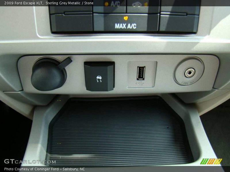 Sterling Grey Metallic / Stone 2009 Ford Escape XLT