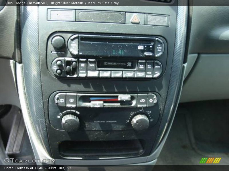 Bright Silver Metallic / Medium Slate Gray 2005 Dodge Caravan SXT