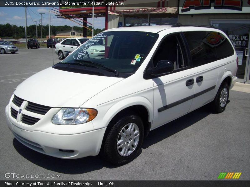 Stone White / Medium Slate Gray 2005 Dodge Grand Caravan SE