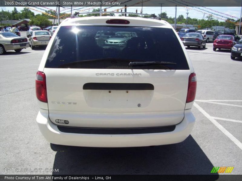 Stone White / Medium Slate Gray 2005 Dodge Grand Caravan SE